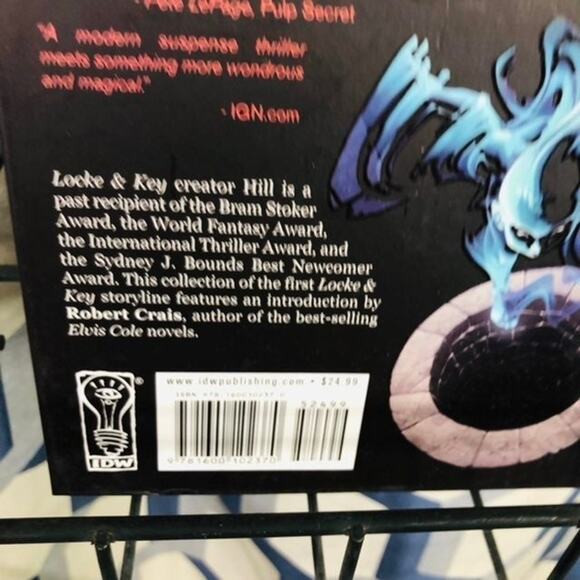 Locke & Key, Vol. 1: Welcome to Lovecraft by Joe Hill IDW HC TPB - Picture 4 of 4